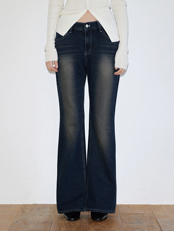 011 DEEP FLARED JEANS